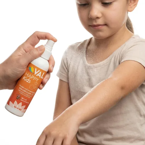 Vista 2 de VAL Spray de aceite de magnesio para niños, calma natural a la hora de acostarse y apoyar el estado de ánimo, magnesio Zechstein, manzanilla y aloe