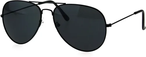 Vista 2 de Gafas de sol clásicas para hombre con borde de metal.