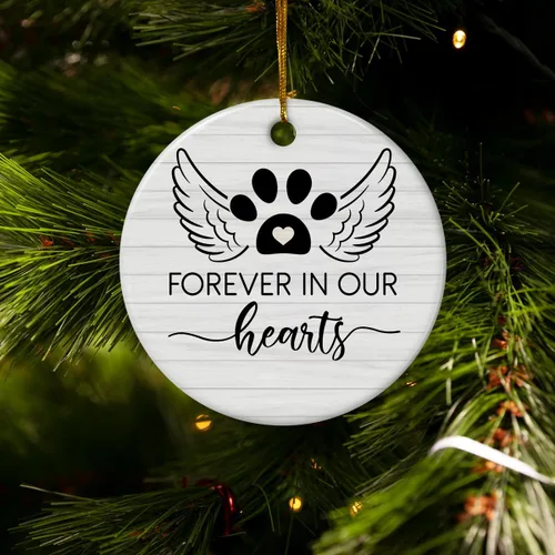 Vista 4 de Adorno conmemorativo personalizado para mascotas – Forever in Our Hearts Adornos de cerámica de Navidad de doble cara con imagen de foto, recuerdo