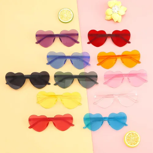 Vista 6 de Gafas de sol de corazón, Gafas de sol de corazón rosa, Gafas de corazón, Gafas en forma de corazón, Gafas de sol de corazón púrpura, Gafas de fiesta