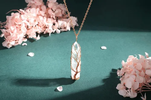 Vista 3 de MAIBAOTA Collar con colgante de cristal para mujer, collar de árbol de la vida, collar de piedras preciosas de cristal curativo de reiki natural