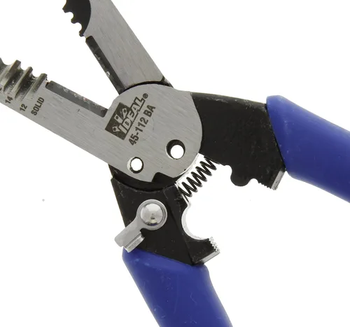 Vista 7 de IDEAL Pelacables eléctrico 45-112 forjado resistente de doble NM