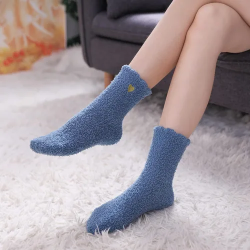 Vista 4 de Calcetines mullidos para mujer, de microfibra súper suave, mullidos, acogedores, para invierno, cálidos, mullidos
