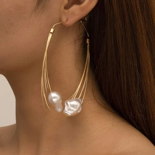 Vista 2 de JUMWRIT Delicados aretes colgantes grandes de oro con perlas para mujeres y niñas