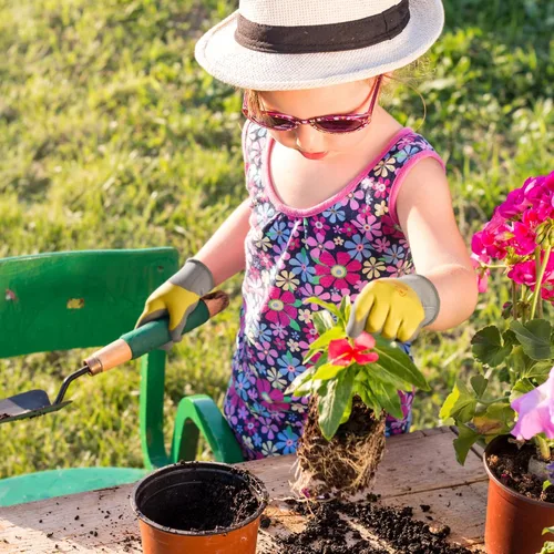 Vista 9 de COOLJOB 2 pares de guantes de jardinería impermeables para niños de 2 a 4 años, revestimiento de goma antideslizante de doble capa, guantes