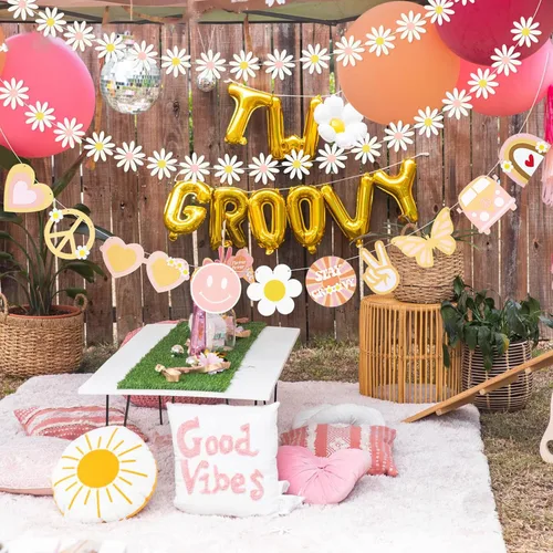 Vista 5 de Guirnalda de decoración de fiesta Groovy, 5 unidades, pancarta hippie con margaritas bohemias, decoración de guirnalda de borlas, pompones