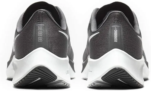 Vista 4 de NIKE RACE - Tenis de correr para hombre, gris, 12.5