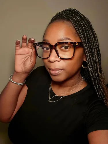 Vista 5 de VISOONE Chunky Rectangle Oversized Blue Light Blocking Computer Glasses Clear Lenses Cute Fake Large Frame Preppy Stylish Designer Fashion Screen