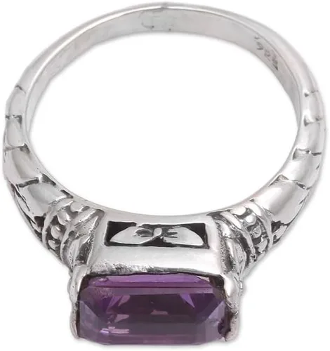 Vista 5 de NOVICA Anillo de plata de ley 925 con amatista, Padang Galak Beauty