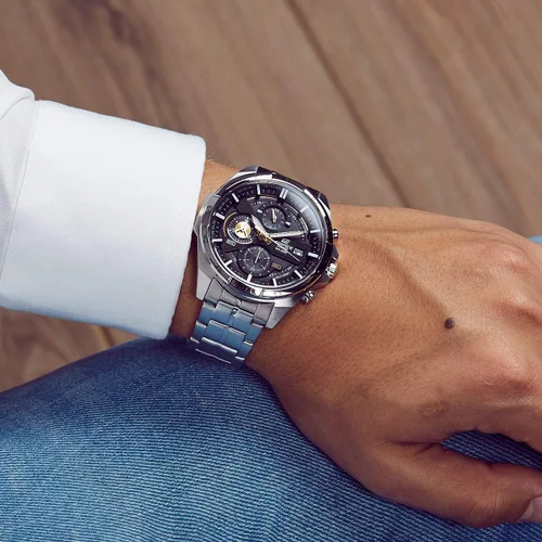 Vista 7 de Casio Edifice Men's Watch EFR-556DB