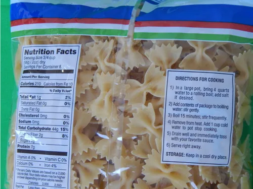 Vista 2 de Trader Joe's Auténtica pasta italiana importada para pajarita Farfalle, bolsa de 1 libra (paquete de 3)