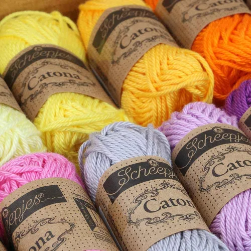 Vista 3 de Scheepjes Catona Color Pack, 109 Mini madejas (0.35 oz cada una) Surtido de algodón mercerizado