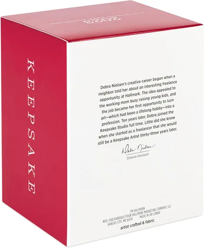 Vista 4 de Adorno de Navidad Hallmark Keepsake 2023, Barbie Holiday Negra 2023, Regalos de Barbie