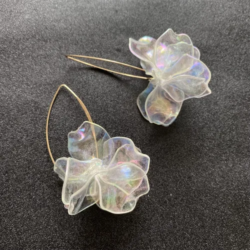 Vista 8 de JIUIQL Pendientes colgantes de acrílico mate hechos a mano con diseño de flores grandes únicos y exagerados de resina europea con niveles de pétalos