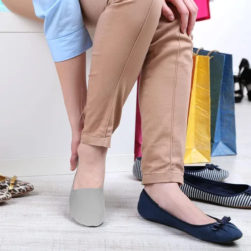 Vista 6 de 10 pares de calcetines invisibles para mujeres y hombres, calcetines de corte bajo, calcetines de seda de hielo, calcetines antideslizantes