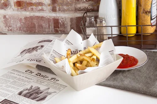 Vista 4 de Fox Run Forros de papel de cera para papas fritas, papel de periódico, 24