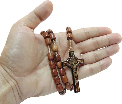 Vista 3 de Catholica Shop Collar de cruz de plata con cuentas de madera Rosario I Religious Wear Saint Benedict I Collar de cruz negra para hombres y mujeres I