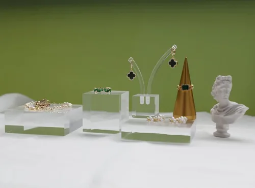 Vista 4 de Pequeño elevador de pantalla transparente, bloque acrílico para venta de joyas, anillo de aretes transparente para exhibición de armario【1.97