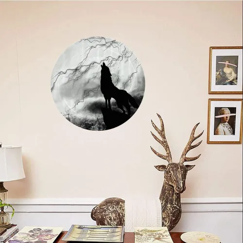 Vista 4 de Placa de exhibición de cerámica, placa decorativa colgante de cerámica de lobo, animal aullando en el acantilado bajo la luna llena, 6 pulgadas
