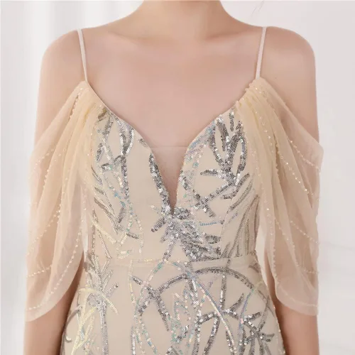 Vista 5 de Vestido de noche de sirena con lentejuelas y hombros descubiertos para mujer Albaricoque plateado