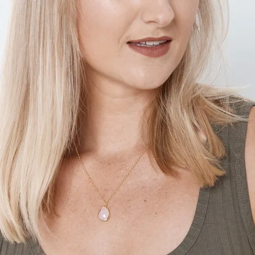 Vista 4 de Dear Ava Collar de regalo para mujeres y niñas, colgante de joyería moderna ajustable, idea de regalo de amor para ella con tarjeta sincera, regalos