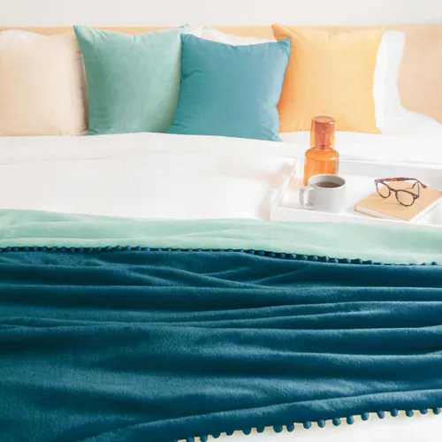 Vista 6 de MONDAY MOOSE Manta de forro polar acogedora con flecos de pompones, manta de franela súper suave, diseños de doble cara, para sofá, cama, decoración