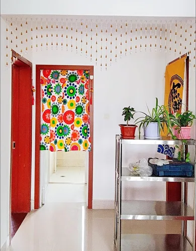 Vista 4 de Cortinas de Cuentas de Cristal Colgantes para Puerta, Cenefa Autoadhesiva para Entradas, Cristales para Ventanas Arqueadas, Cortina Divisoria