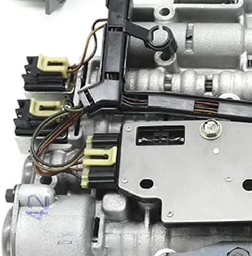 Vista 7 de Placa de cuerpo de válvula reconstruida 4L60E/4L65E y arnés compatibles con Chevy GMC 1996-2006 P1870