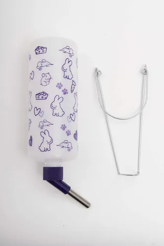 Vista 4 de Lixit Botellas de agua resistentes a la intemperie de 32 onzas con montaje resistente para conejos y hurones (conejos)
