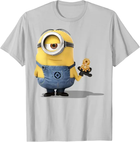 Vista 71 de Camiseta Despicable Me Minions Holding A Ginger Bread Minion Retrato Pequeña