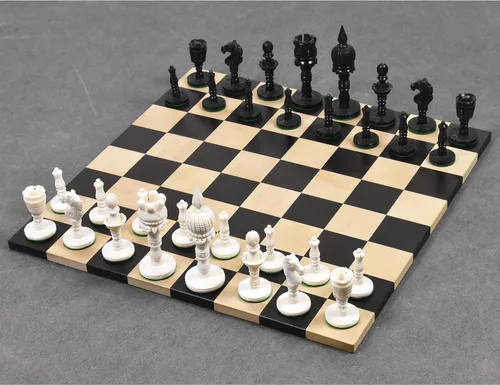 Vista 4 de Juego de ajedrez Pre-Staunton de la serie inglesa Camel Bone - 32 piezas