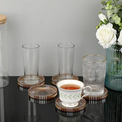 Vista 6 de JUXYES Juego de 5 posavasos de cristal tono ámbar redondos, tapetes para tazas de vidrio, posavasos para bebidas, café, té, vino, posavasos