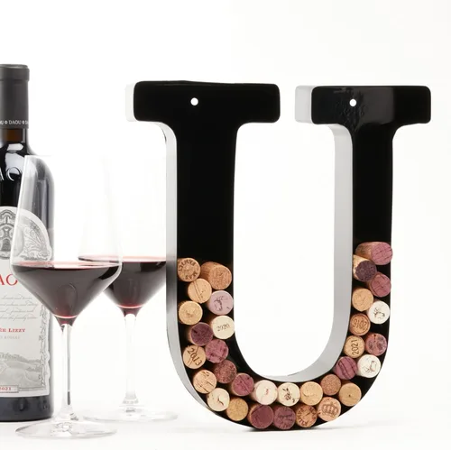 Vista 25 de Soporte de corcho con letra de vino (C) Arte decorativo de pared