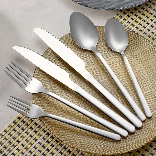 Vista 7 de Juego de cubiertos de 24 piezas con cuchillos para carne, juego de cubiertos de acero inoxidable para 4, juego de cubiertos de grado alimenticio
