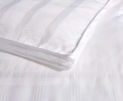 Vista 5 de Blue Ridge Home Fashions Lujoso edredón alternativo de plumón de 600 hilos, relleno de poliéster hipoalergénico, tamaño King, color blanco