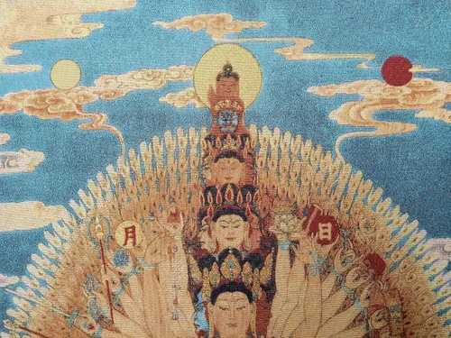 Vista 3 de Bordado de seda tibetano Thangka budismo 1000 manos 1000 caras Kwan Yin Tangka Guanyin Avalokitesvara colgante de pared para decoración del hogar