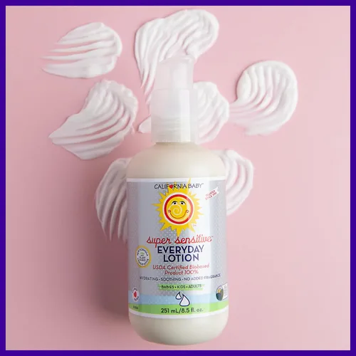 Vista 5 de California Baby Loción sin perfume súper sensible Hidratante 100% a base de plantas Loción para bebé para recién nacido Loción hipoalergénica
