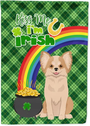 Vista 149 de Caroline's Treasures WDK4731GF - Bandera decorativa para jardín del día de San Patricio, color negro y tostado, Airedale Terrier, para jardín
