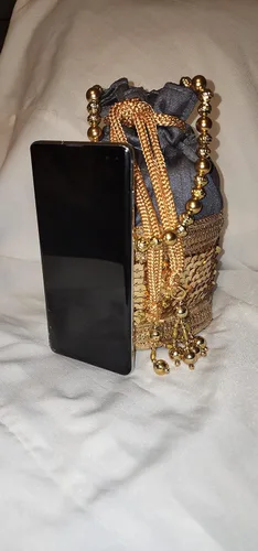 Vista 4 de Bolsos Potli de seda bordados a mano para mujer Para salidas nocturnas bodas y fiestas con cordón