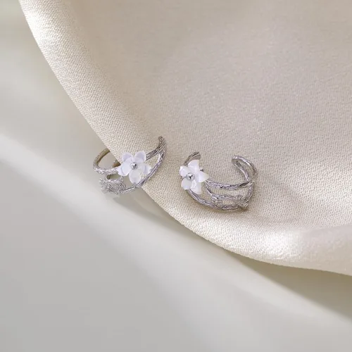 Vista 4 de Reffeer Aretes de plata de ley 925 maciza con clip para cartílago, para mujeres, adolescentes, hélix, sin perforación