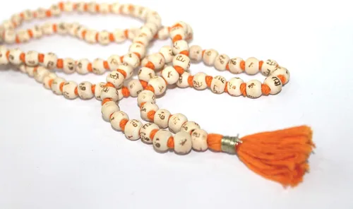Vista 6 de IS4A Blanco Tulsi Japa Mala 108+1 0.315 in Hare Rama Hare Krishna Cuentas, Tulsi