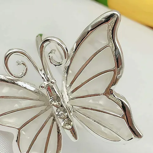 Vista 5 de Servilleteros de mariposa, decoración de mesa para reuniones familiares, bodas, Navidad, restaurante, decoración de fiestas, juego de 4 (plateado)