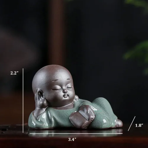 Vista 5 de Estatua de monje de libro de lectura, linda mascota de té de monje bebé de cerámica, figura china de monje zen para decoración del hogar y la oficina