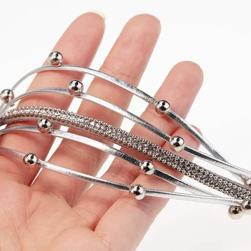 Vista 3 de SuYi - Pulsera de cuero trenzado de múltiples capas, con hebilla magnética