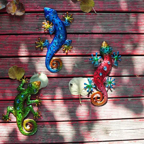 Vista 5 de Lagartos de metal para decoración al aire libre, decoración de pared de Gecko de metal, 13.5 x 8.5 pulgadas, paquete de 3 unidades, adecuado