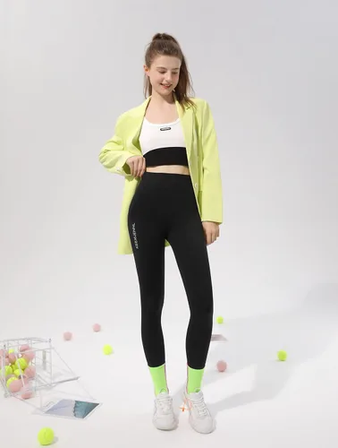 Vista 4 de TWKXL Leggings sedosos y elásticos de cintura alta para mujer con calcetines a juego a media pantorrilla, pantalones de yoga, pantalones de fitness