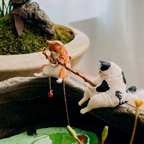 Vista 3 de Leadigol Figura de pesca de gato, mini linda estatua de gato, decoración de pecera, adornos para acuario, figuras en miniatura, estatuas