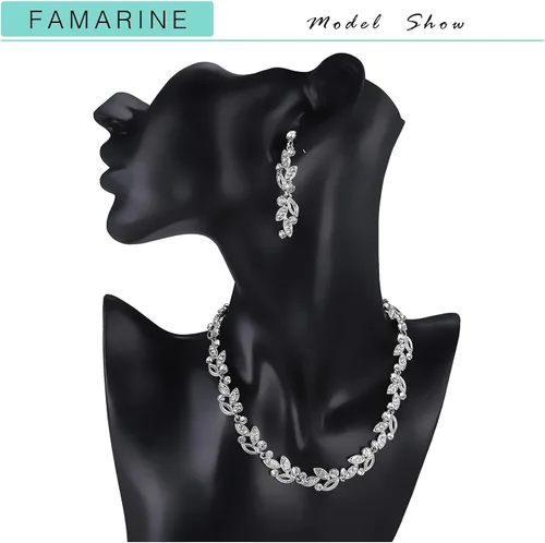 Vista 3 de FAMARINE Juego de joyas de novia plateadas, aretes de gota de boda de cristal transparente para novia dama de honor, Metal Diamante de imitación