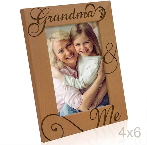 Vista 3 de KATE POSH Marco de fotos de madera natural grabado con texto en inglés «Grandma and Me», «I Love You Grandma», Grandparent's Day, Best Grandma Ever