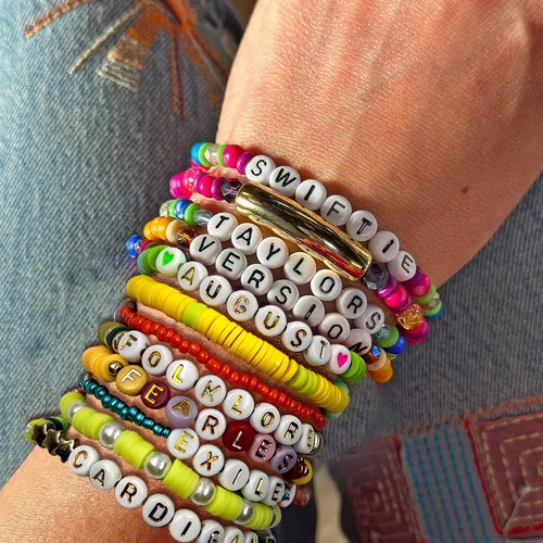 Vista 7 de Gpurplebud Pulseras y calcomanías de amistad, pulseras de cuentas o pulseras de arcilla polimérica, traje inspirado en álbum, regalos para fanáticos